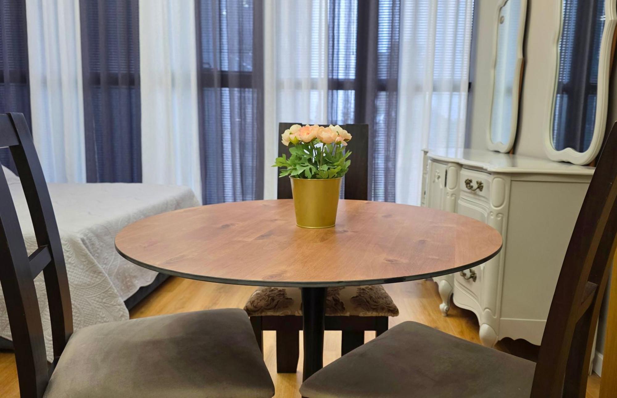 Sea Pearl Apartment Вльора Екстер'єр фото